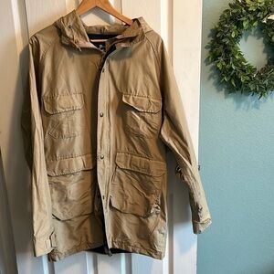 Woolrich coat size L. Vintage made in the USA.